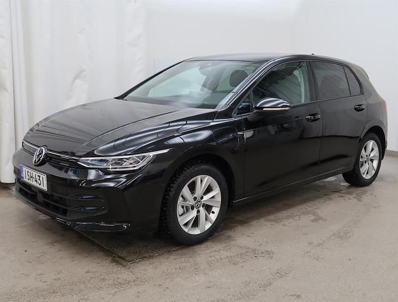 Käytetty VW Golf VIII Comfortline 204 HP (150 kW) 2025 Viistoperä