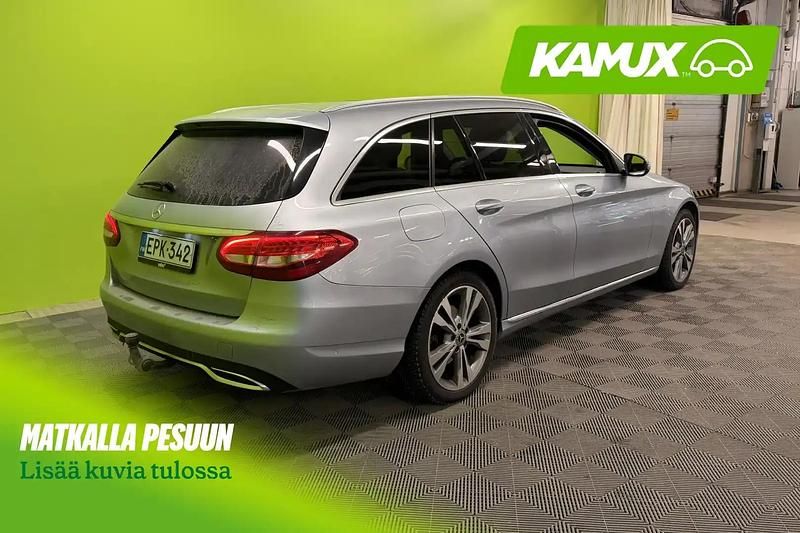 Käytetty Mercedes C220 Avantgarde 170 HP (125 kW) 2015 Hopea / harmaa Farmari