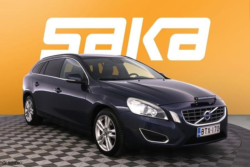 Käytetty 2013 Volvo V60 Momentum Farmari | 8 990 € (Perustarjous) - Kuva 1/3