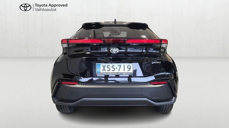 Käytetty Toyota C-HR Edition 223 HP (164 kW) 2024 Keltainen Katumaasturi