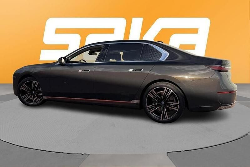 Käytetty BMW i7 484 kW (659 HP) 2022 Sedan