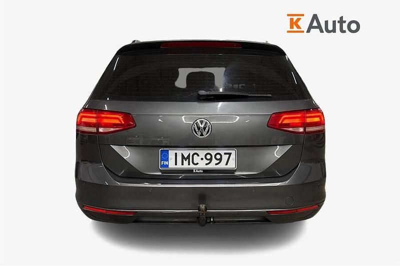 Käytetty VW Passat Comfortline 125 HP (91 kW) 2015 Harmaa Farmari