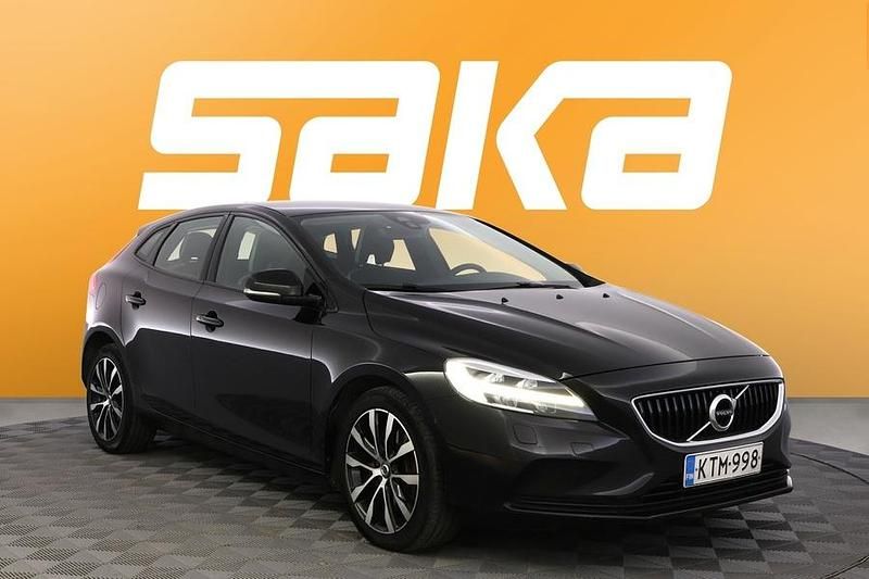 Käytetty Volvo V40 Business Edition 120 HP (88 kW) 2019 Viistoperä