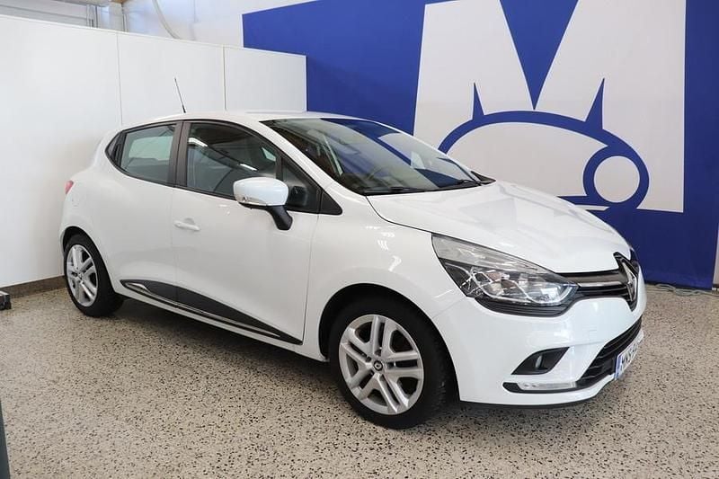 Valkoinen Käytetty 2018 Renault Clio IV Zen Viistoperä | 7 900 € (Perustarjous) - Kuva 1/4