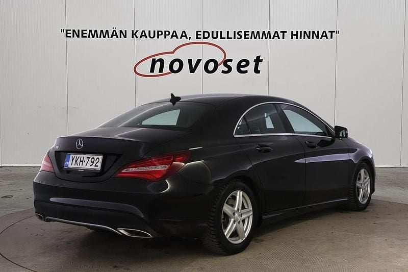 Käytetty Mercedes A180 Edition 1 122 HP (89 kW) 2018 Musta Coupe - kaksiovinen