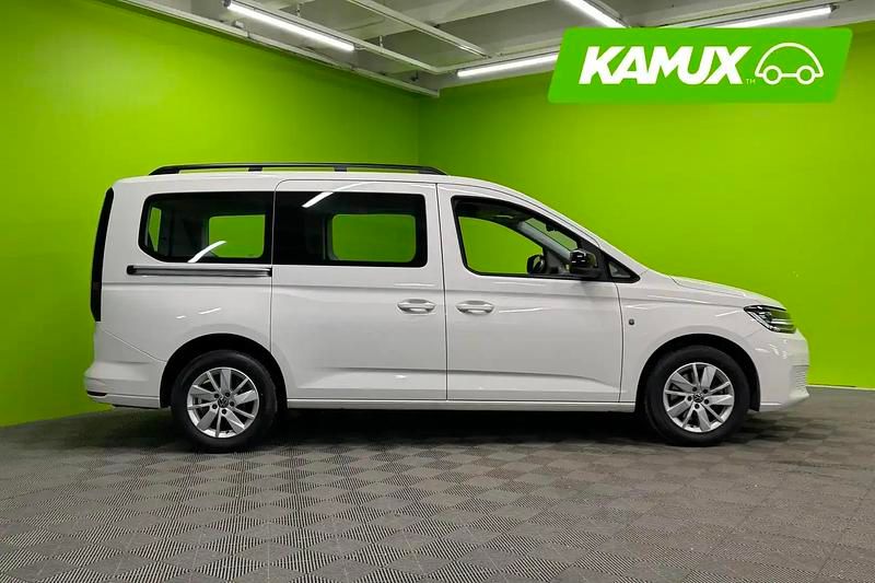 Käytetty VW Caddy Maxi Life Business 114 HP (83 kW) 2024 Valkoinen Tila-auto