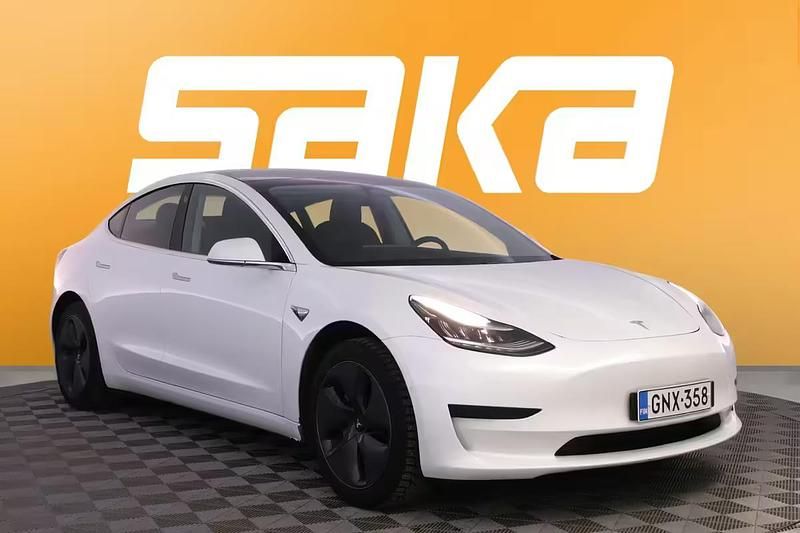 Käytetty 2019 Tesla Model 3 Standard Range Sedan | 16 890 € (Perustarjous) - Kuva 1/4