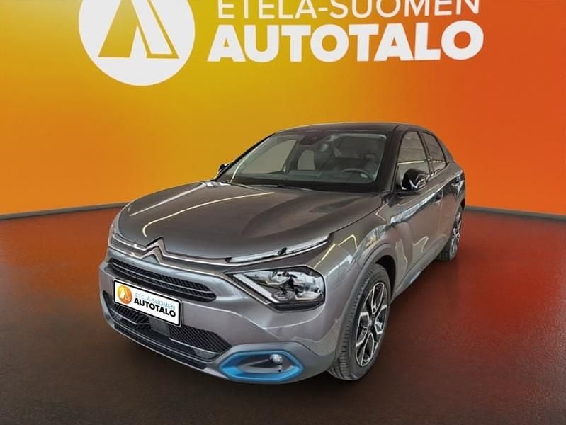 Käytetty Citroën e-C4 Comfort 100 kW (136 HP) 2023 Harmaa Viistoperä