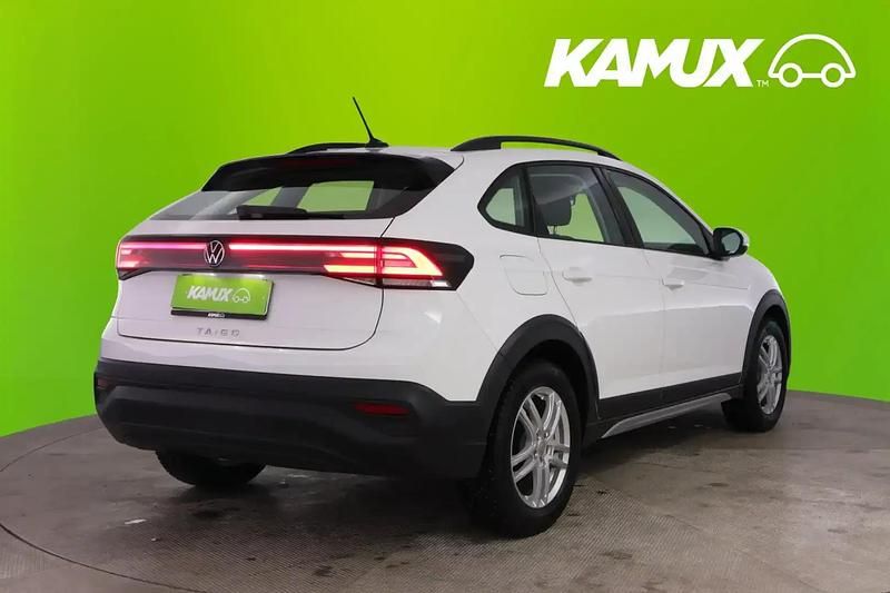 Käytetty VW Taigo Style 95 HP (69 kW) 2023 Valkoinen Katumaasturi
