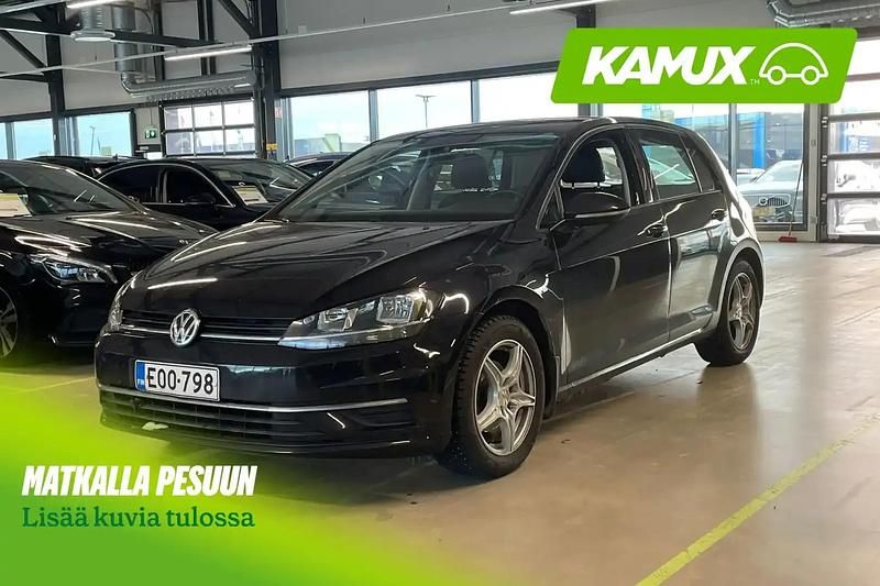 Käytetty VW Golf VII Comfortline 110 HP (80 kW) 2018 Musta Sedan