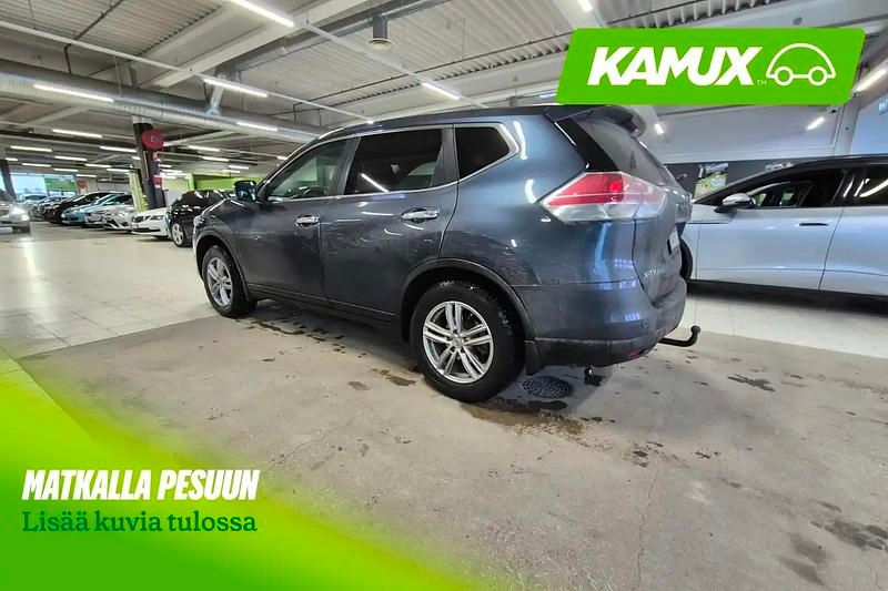 Käytetty Nissan X-Trail 131 HP (96 kW) 2017 Sininen Katumaasturi