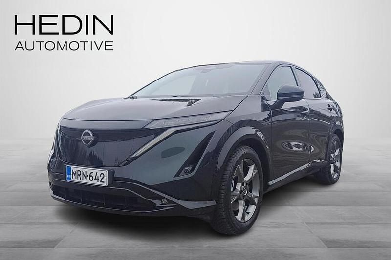 Sininen Uusi 2025 Nissan Ariya Advance Katumaasturi | 47 990 € (Hyvä tarjous) - Kuva 1/4