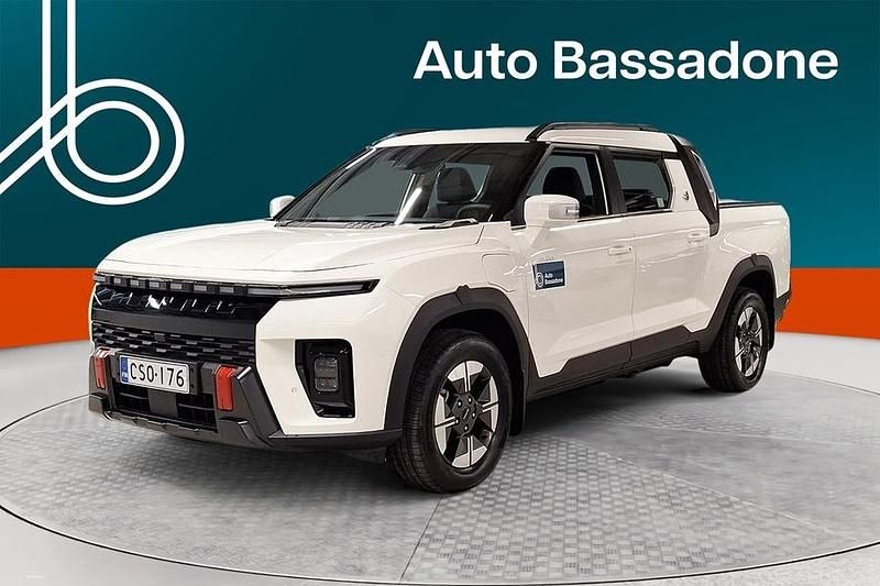 Käytetty Ssangyong (KGM) Musso 303 kW (413 HP) 2025 Van