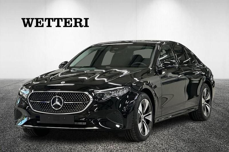 Käytetty Mercedes E300 197 HP (144 kW) 2025 Musta Sedan
