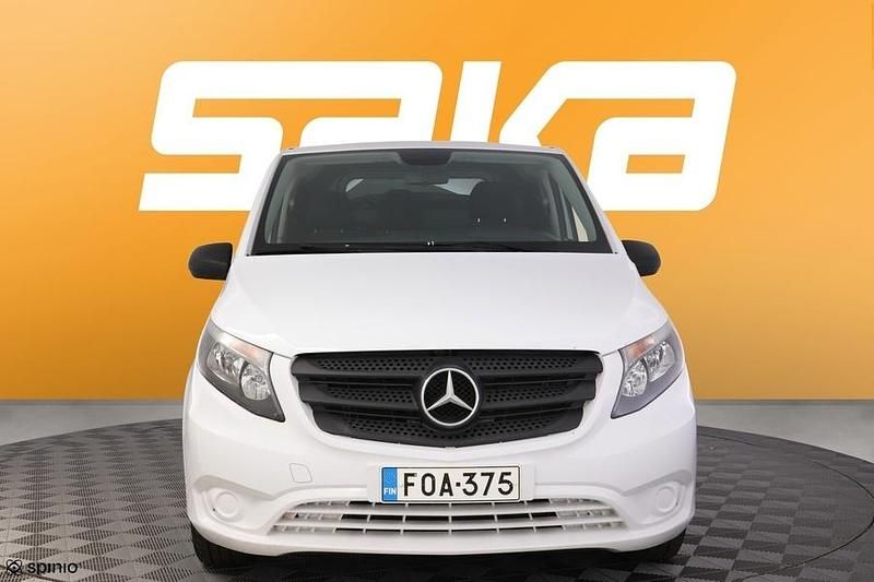 Käytetty Mercedes Vito 102 HP (75 kW) 2020 Van