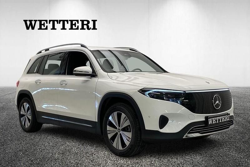 Käytetty Mercedes EQB300 167 kW (228 HP) 2024 Valkoinen Katumaasturi