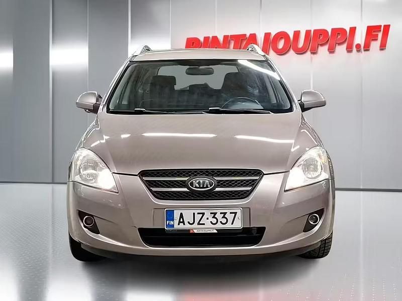 Käytetty Kia Ceed Sportswagon EX 114 HP (83 kW) 2009 Ruskea Farmari
