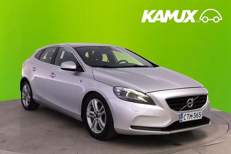 Käytetty Volvo V40 Business Edition 114 HP (83 kW) 2015
