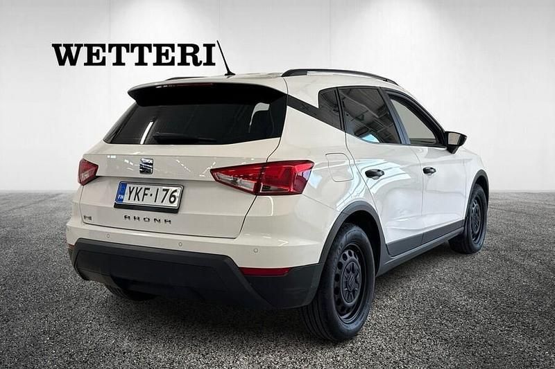 Käytetty Seat Arona Reference 95 HP (69 kW) 2018 Valkoinen Katumaasturi