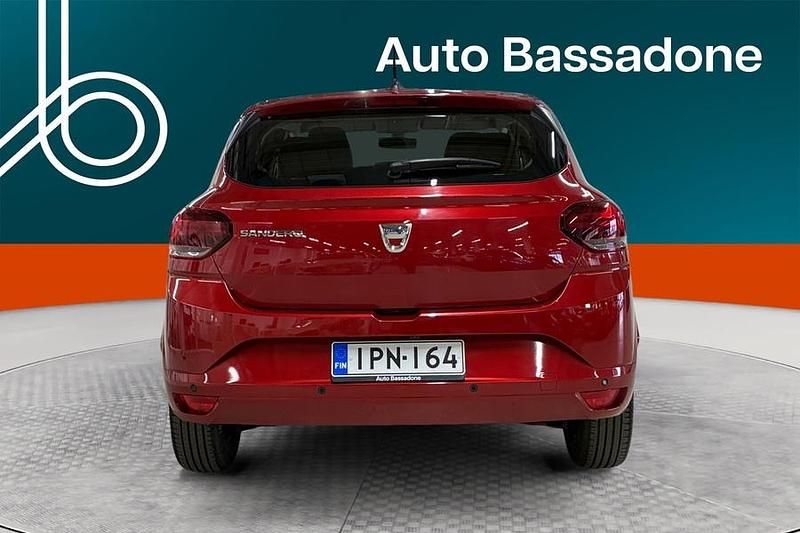 Käytetty Dacia Sandero Comfort 91 HP (66 kW) 2022 Viistoperä
