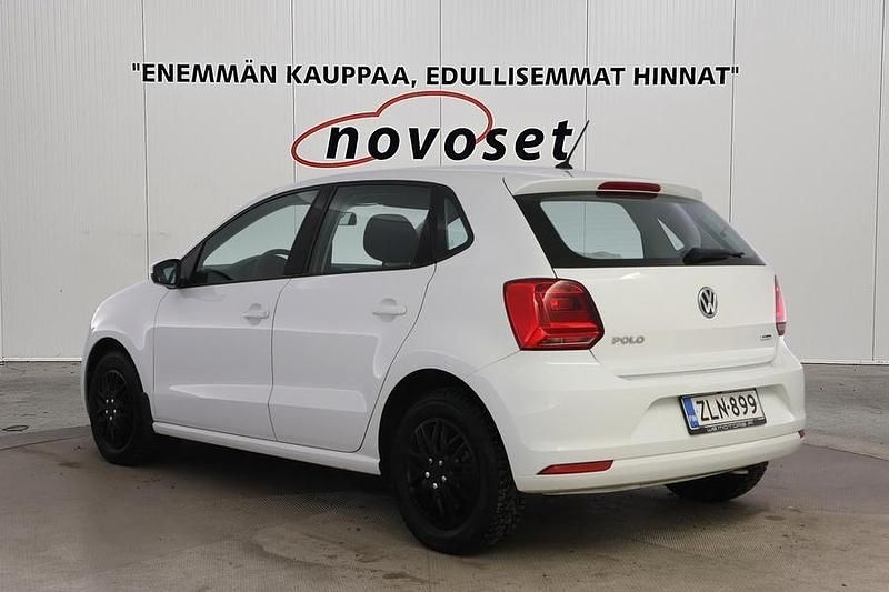 Käytetty VW Polo Trendline 75 HP (55 kW) 2017 Valkoinen Viistoperä