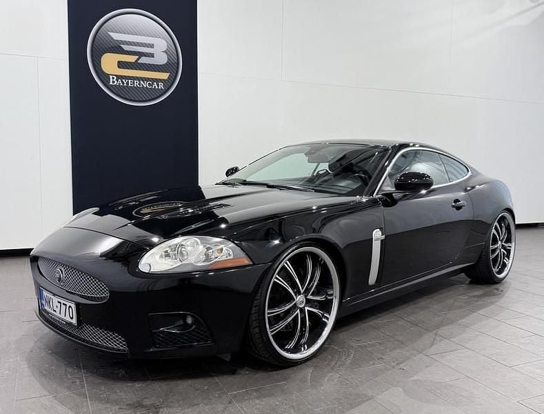 Käytetty Jaguar XKR 400 HP (294 kW) 2007 Coupe - kaksiovinen