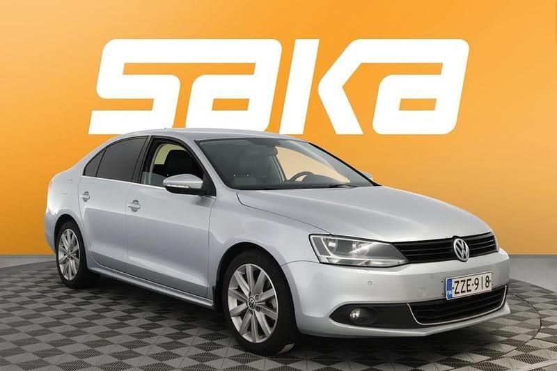 Käytetty VW Jetta Sportline 160 HP (117 kW) 2012 Sedan