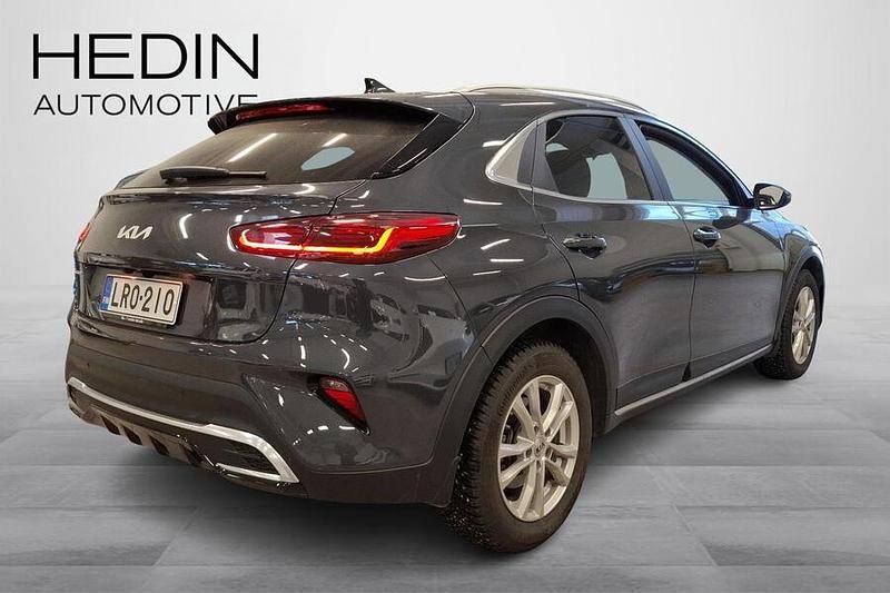 Käytetty Kia XCeed EX 160 HP (117 kW) 2024 Harmaa Katumaasturi