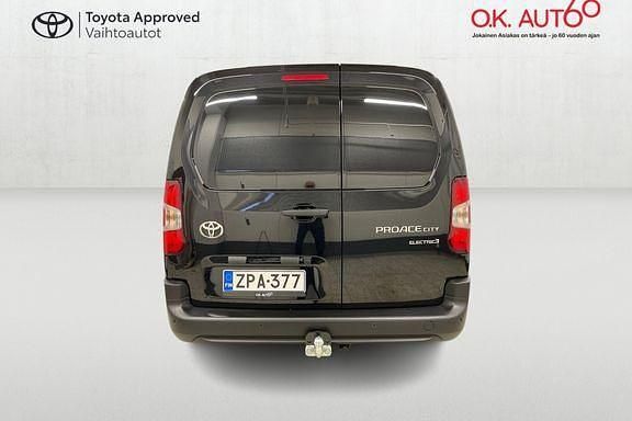 Uusi Toyota Proace City City 100 kW (136 HP) 2025 Black (ktv) Tila-auto