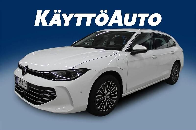 Käytetty VW Passat Business 272 HP (200 kW) 2024 Pure white Farmari