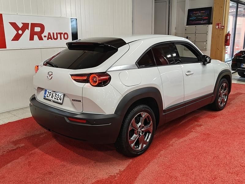 Käytetty Mazda MX30 107 kW (146 HP) 2022 Katumaasturi