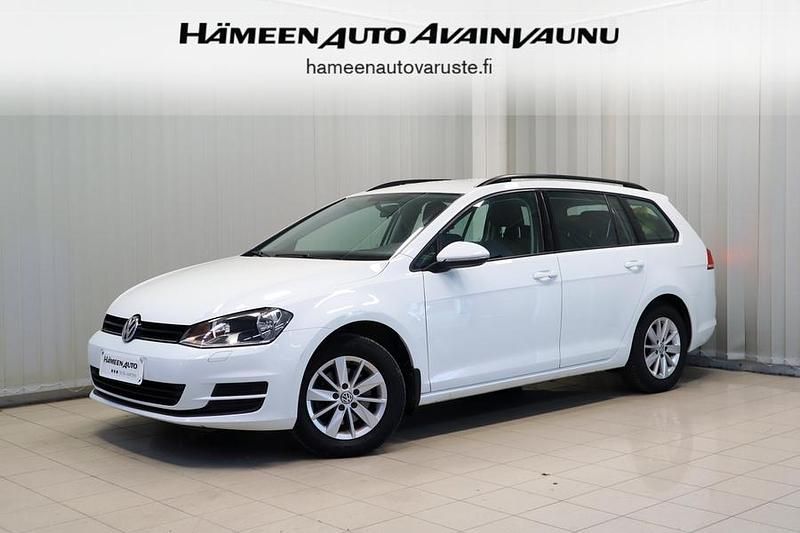 Valkoinen Käytetty 2016 VW Golf VII Comfortline Farmari | 15 500 € (Perustarjous) - Kuva 1/4