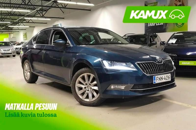 Käytetty Skoda Superb Business Line 150 HP (110 kW) 2018 Sininen Sedan