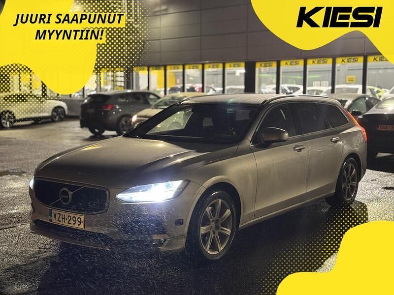 Käytetty 2017 Volvo V90 Momentum Farmari | 24 990 € (Perustarjous) - Kuva 1/3