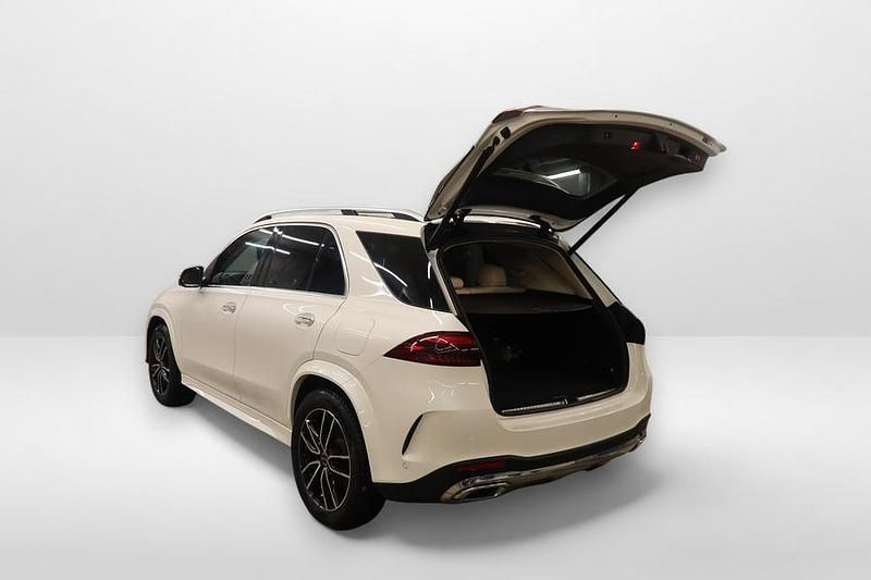 Käytetty Mercedes GLE350 AMG 197 HP (144 kW) 2024 Manufaktur timantiv Katumaasturi