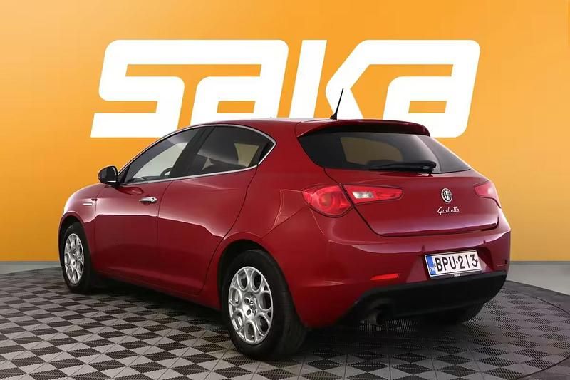 Käytetty Alfa Romeo Giulietta Edizione Speciale 170 HP (125 kW) 2012 Viistoperä