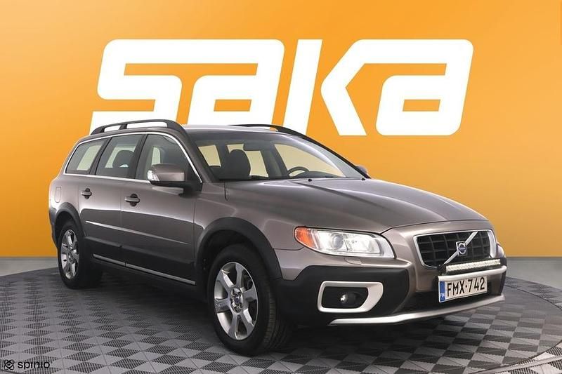 Käytetty 2008 Volvo XC70 Summum Katumaasturi | 10 900 € (Supertarjous) - Kuva 1/3