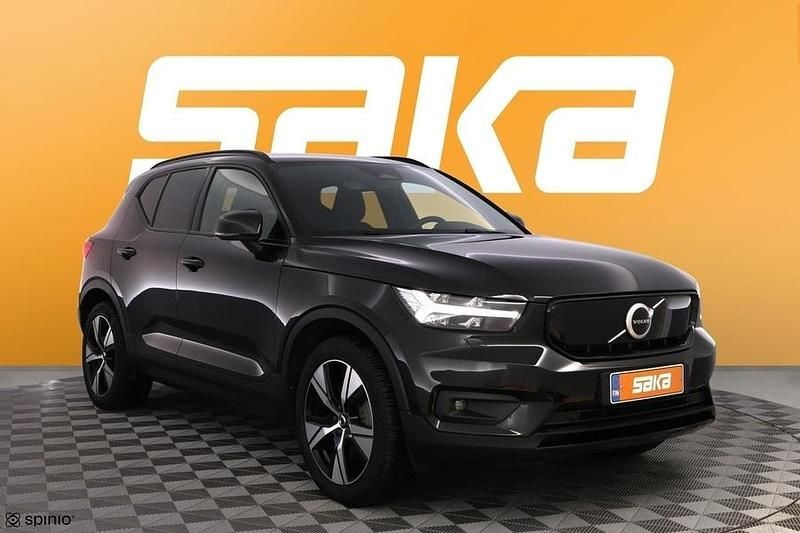 Käytetty Volvo XC40 Business Edition 300 kW (408 HP) 2022 Katumaasturi
