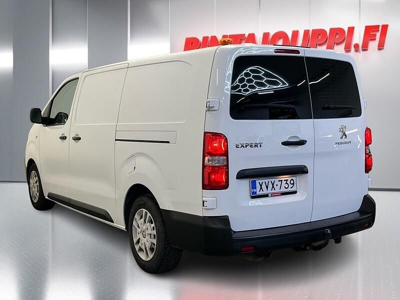 Käytetty Peugeot Expert 122 HP (89 kW) 2019 Van