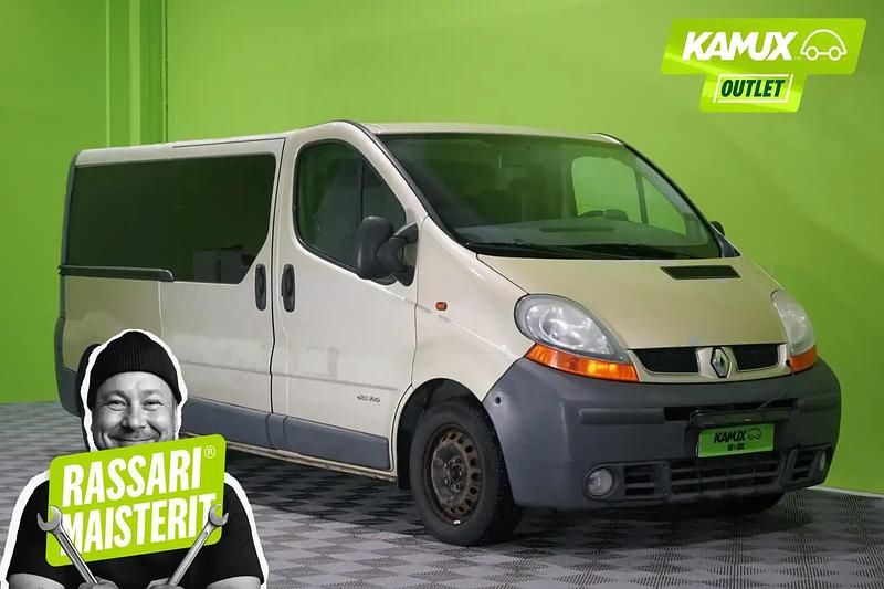 Käytetty Renault Trafic 135 HP (99 kW) 2006 Vihreä Tila-auto