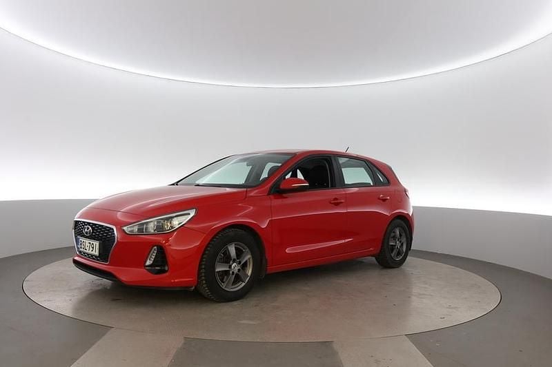 Käytetty Hyundai i30 140 HP (102 kW) 2018 Viistoperä