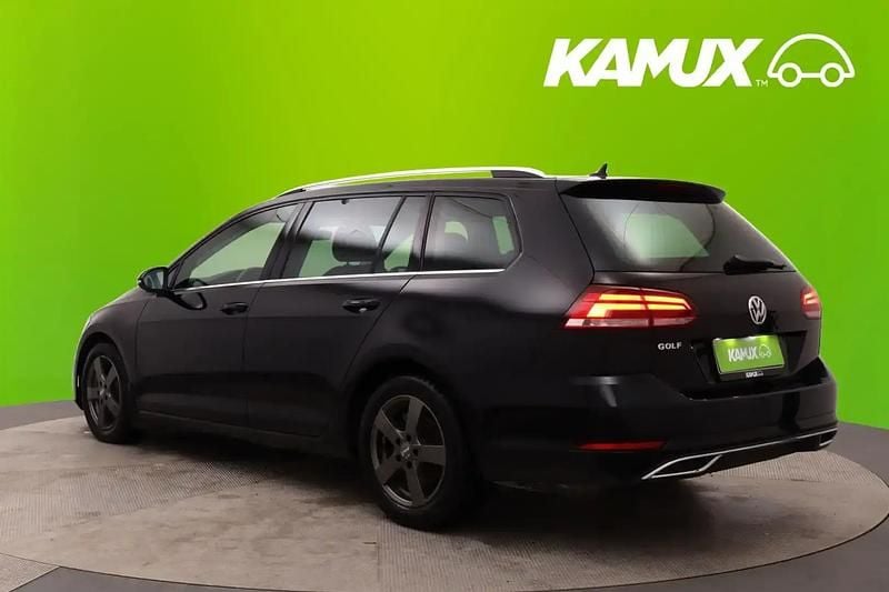 Käytetty VW Golf VII Highline 116 HP (85 kW) 2019 Musta Farmari