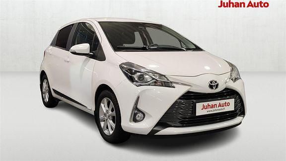Valkoinen Käytetty 2019 Toyota Yaris Multidrive S Viistoperä | 15 890 € (Hyvä tarjous) - Kuva 1/4
