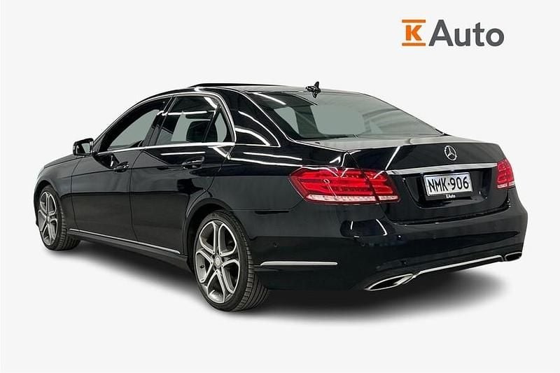Käytetty Mercedes E200 Business 136 HP (100 kW) 2015 Sedan