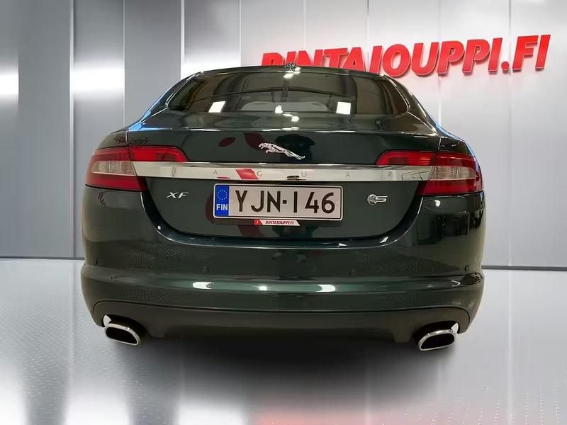 Käytetty Jaguar XF S 211 HP (155 kW) 2011 Vihreä Sedan