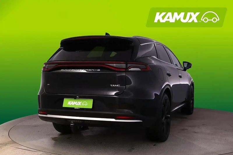 Käytetty BYD Tang 380 kW (517 HP) 2023 Musta Katumaasturi