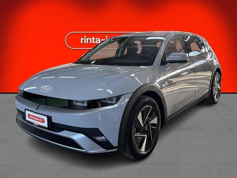 Harmaa Uusi 2025 Hyundai Ioniq 5 Katumaasturi | 44 900 € - Kuva 1/3