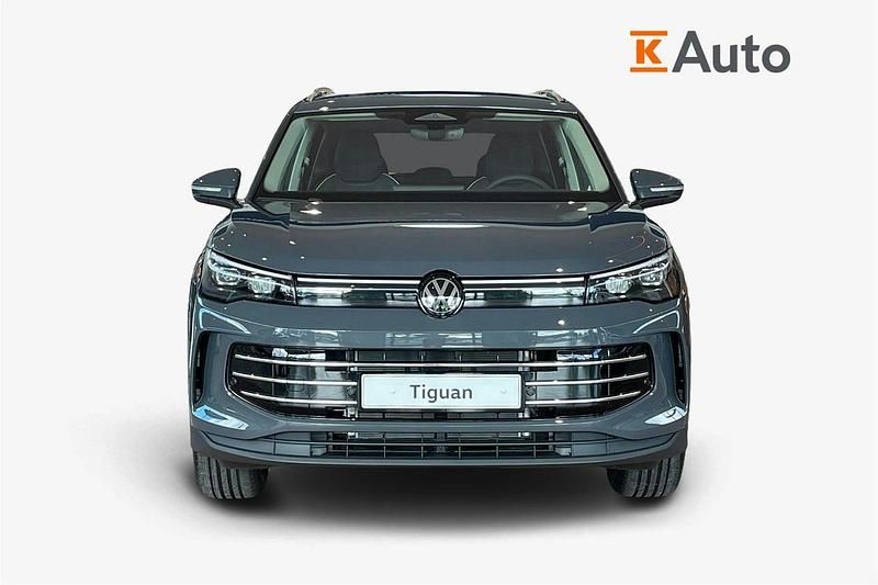 Uusi VW Tiguan Elegance 201 HP (147 kW) 2026 Harmaa Katumaasturi