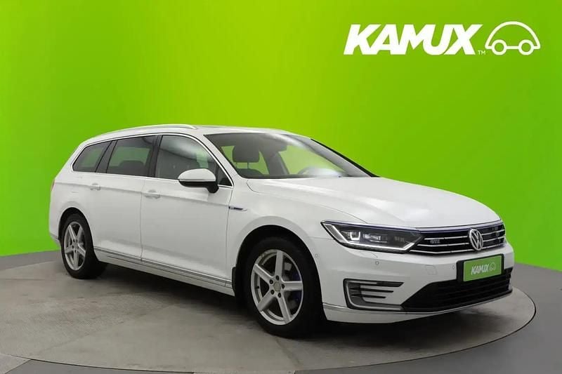 Käytetty VW Passat GTE 218 HP (160 kW) 2017 Valkoinen Farmari