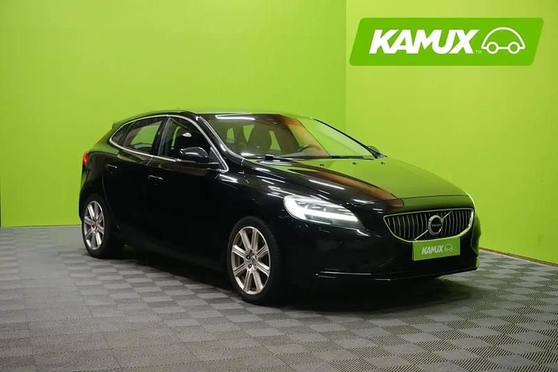 Musta Käytetty 2017 Volvo V40 Business Edition Farmari | 12 890 € (Perustarjous) - Kuva 1/4